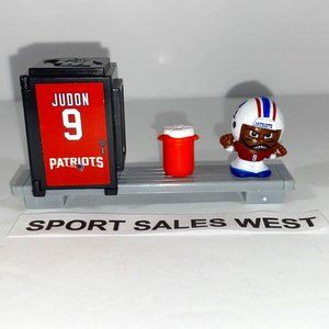 2024 New England Patriots Teenymate (Series 12 ) with Locker, bench & Cooler!